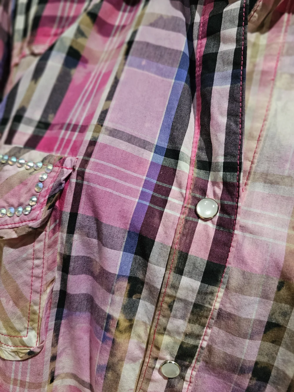 Women's Wester Cut Pink Plaid Pearl Snap-Front Shirt Dress With Crystal Accents - Picture 2 of 10